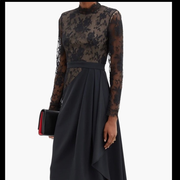 ALEXANDER MCQUEEN
Draped crepe and lace dress 38 - Picture 8 of 16